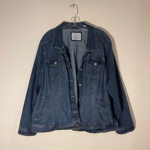 Oversized denim jacket